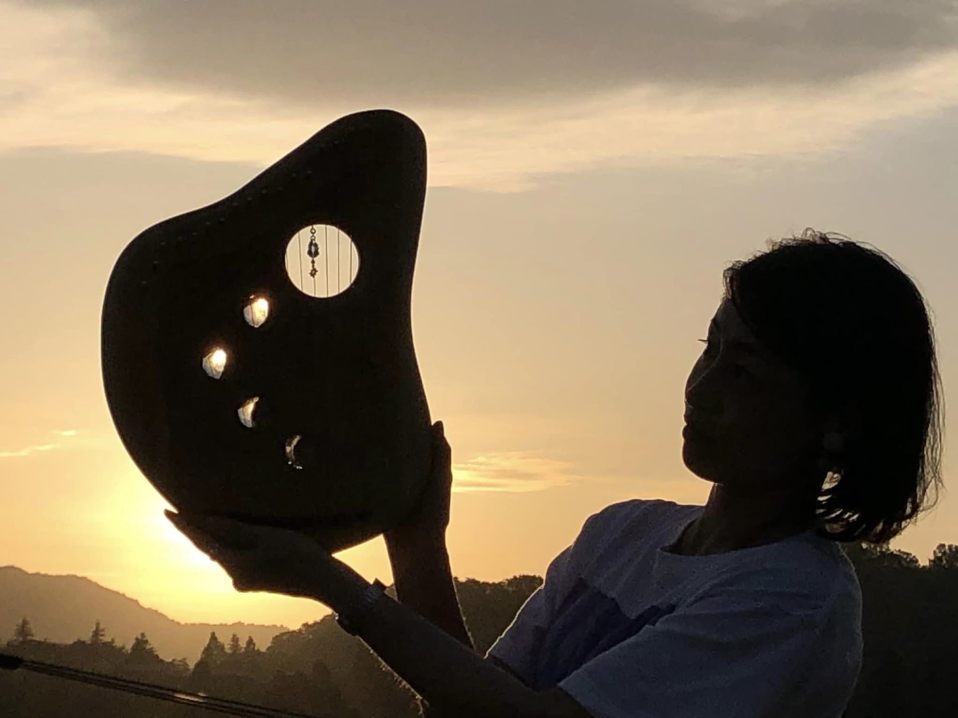 アースバイブレーションライアーについて: 「祈りの笛」インディアン